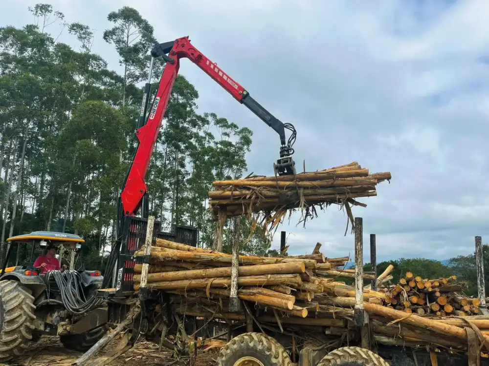 Carreta florestal HFORT — 2017